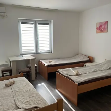 B&B Prenociste H2o 3*