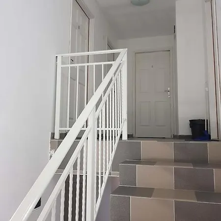 Bed and Breakfast Prenociste H2o Paraćin